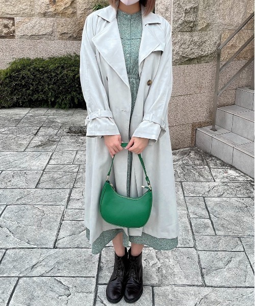 EPIMI E'PIMMY（エピミエピミー）の「くすみカラーロングトレンチコート（トレンチコート・レディース・グレイッシュベージュ/シルバーグレー/ベージュ/ミント・MEDIUM）」の17枚目の写真