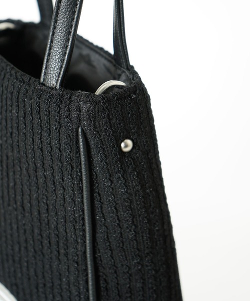 X-girl(エックスガール)の「STRIPED 2WAY MINI SHOULDER BAG(ショルダーバッグ・レディース・ブラック/グリーン/ホワイト・ONE SIZE)」の5枚目の写真