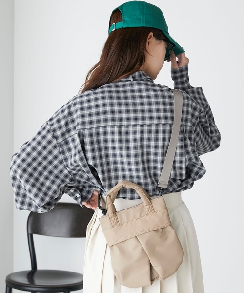 BONLECILL(ボンルシール)の「2wayヘルメットミニショルダーバッグ(ショルダーバッグ・レディース・ブラック/カーキ/アイボリー/ベージュ・FREE)」の15枚目の写真