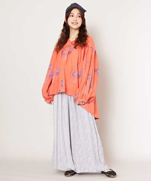 チャイハネ（チャイハネ）の「【チャイハネ】花刺繍トップス（その他トップス・レディース・ホワイト/オレンジ/ブラック・FREE）」の12枚目の写真