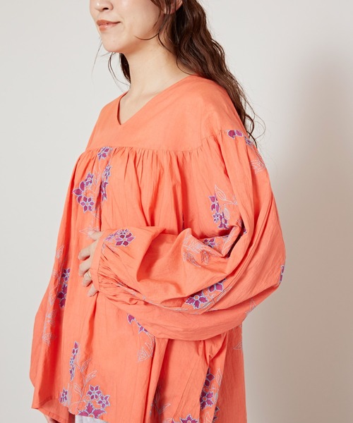 チャイハネ（チャイハネ）の「【チャイハネ】花刺繍トップス（その他トップス・レディース・ホワイト/オレンジ/ブラック・FREE）」の18枚目の写真