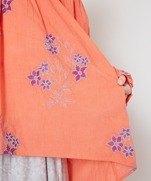 チャイハネ（チャイハネ）の「【チャイハネ】花刺繍トップス（その他トップス・レディース・ホワイト/オレンジ/ブラック・FREE）」の20枚目の写真