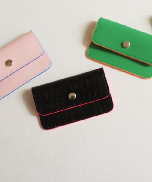 TIDEWAY（タイドウェイ）の「NEON CARD CASE（カードケース・レディース・ブラック系/グリーン/ピンク/ブルー/ブラック・FREE）」の6枚目の写真