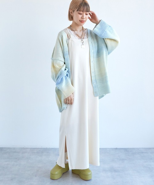 w closet（ダブルクローゼット）の「【2WAY】プラットフォームサボ（サンダル・レディース・ライトグリーン/ブラック/オフホワイト・M/L）」の8枚目の写真