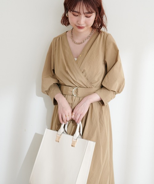 natural couture(ナチュラルクチュール)の「Dかんベルト付きカシュクールワンピース(ワンピース・レディース・ネイビー/カーキ/ベージュ/ストライプ/その他1/パープル・FREE)」の11枚目の写真