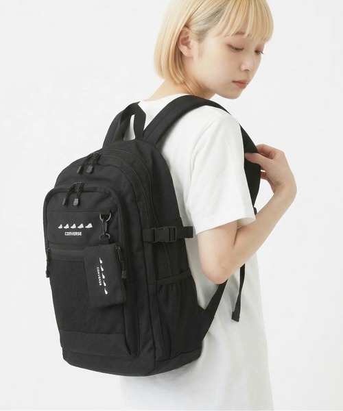 CONVERSE(コンバース)の「【CONVERSE】SNEAKERS PRINT BACK PACK(バックパック/リュック・レディース・ブラック/ホワイト・FREE)」の2枚目の写真