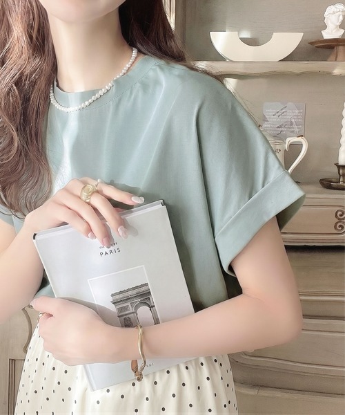 classicalelf(クラシカルエルフ)の「さらっと上級見え。2wayシルケットデザインボタンシンプルカットソー(Tシャツ/カットソー・レディース・ネイビー/グリーン/グレイッシュベージュ/オフホワイト・LARGE/MEDIUM/SMALL/X-LARGE)」の19枚目の写真