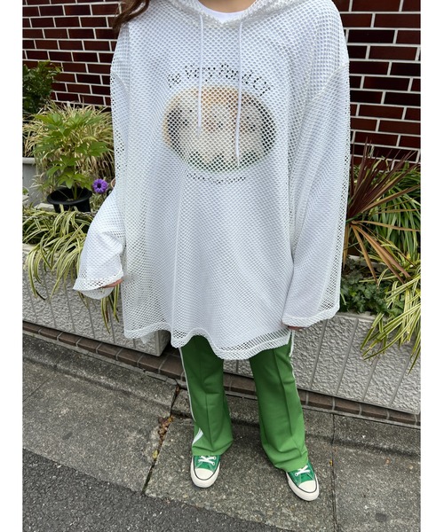 WC(ダブル シー)の「メッシュビッグパーカー(Tシャツ/カットソー・レディース・ブラック/ライトパープル/ピンク/ホワイト・FREE)」の12枚目の写真