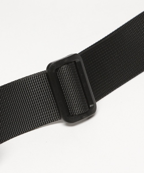 LAKOLE（ラコレ）の「フェイクレザーボディバッグ / 183126（ボディバッグ/ウエストポーチ・レディース・ブラック/ホワイト/シルバー・FREE）」の8枚目の写真