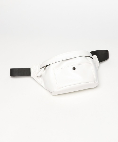 LAKOLE（ラコレ）の「フェイクレザーボディバッグ / 183126（ボディ