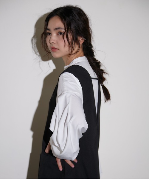 ECRIRE（エクリール）の「深Vネックジャンスカ（ジャンパースカート・レディース・ブラック/アイボリー・M）」の5枚目の写真