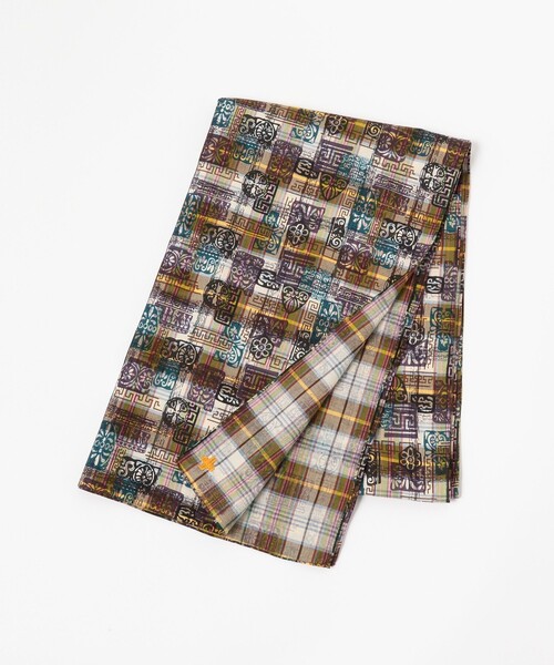 BEAMS PLUS（ビームスプラス）の「BEAMS PLUS / インディアン マドラスチェック ブロックプリント  ストール（ストール/ショール・メンズ・イエロー/グリーン・ONE SIZE）」の4枚目の写真