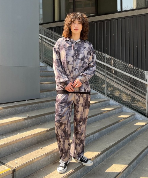 CIAOPANIC（チャオパニック）の「総柄レギュラーカラーシャツ（シャツ/ブラウス・レディース・グレー/ブルー・FREE）」の4枚目の写真