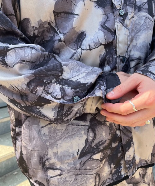 CIAOPANIC（チャオパニック）の「総柄レギュラーカラーシャツ（シャツ/ブラウス・レディース・グレー/ブルー・FREE）」の16枚目の写真