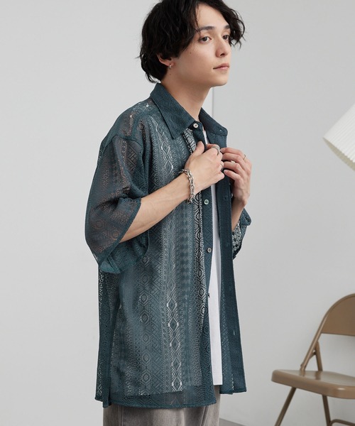 MONO-MART(モノマート)の「レースシアールーズ半袖シャツ(シャツ/ブラウス・メンズ・チャコールグレー/ホワイト/ブラウン/ブラック/グレイッシュベージュ/ブラック系2/ブルー/モカ/ダークグレー/グレー系/ダークネイビー/オリーブ・M/L/S)」の21枚目の写真