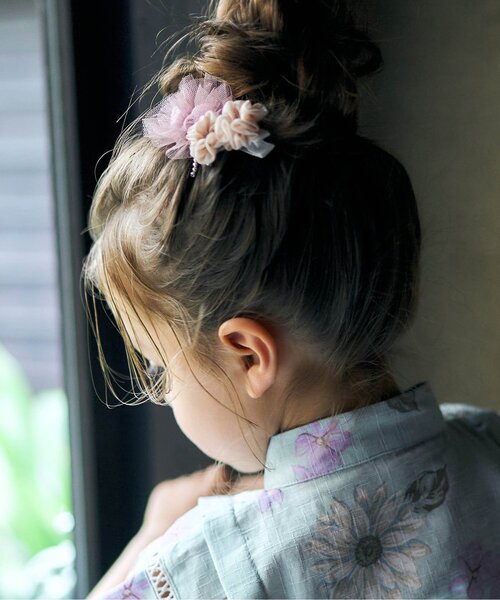 apres les cours(アプレレクール)の「チュールフラワーヘアクリップ_あぷれのはんなり浴衣&甚平(バレッタ/ヘアクリップ・キッズ・ピンク/アイボリー・FREE)」の9枚目の写真