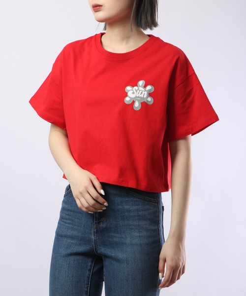 spiritoso(スピリトーゾ)の「spiritoso プリントTシャツ 半袖(Tシャツ/カットソー・レディース・レッド/ホワイト/バイオレット/カーキ/スミクロ/グレイッシュベージュ/オレンジ/グリーン・F)」の7枚目の写真