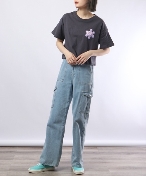 spiritoso(スピリトーゾ)の「spiritoso プリントTシャツ 半袖(Tシャツ/カットソー・レディース・レッド/ホワイト/バイオレット/カーキ/スミクロ/グレイッシュベージュ/オレンジ/グリーン・F)」の19枚目の写真