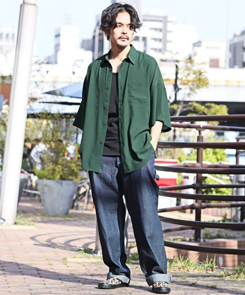 LUXSTYLE（ラグスタイル）の「ビッグシルエット半袖シャツ（シャツ/ブラウス・メンズ・ブラック/ホワイト/ブルーグレー/グリーン・L/M/XL）」の8枚目の写真