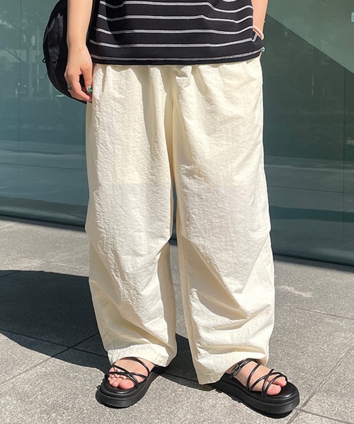 kutir（クティール）の「2way クロスストラップ厚底サンダル（サンダル・レディース・アイボリー/ブラック/グリーン・LARGE/X-LARGE/MEDIUM/SMALL）」の5枚目の写真