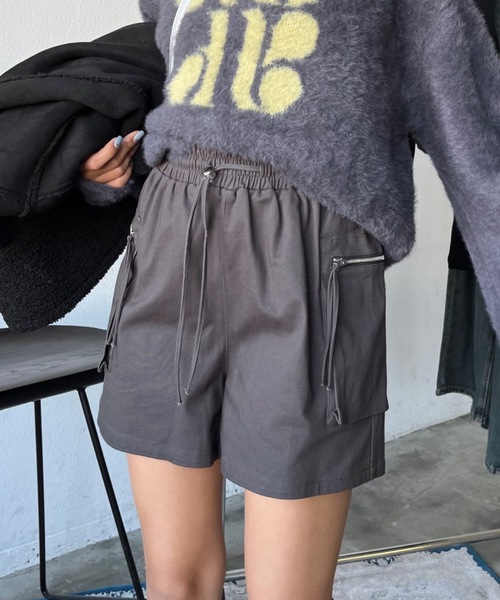 SHAGGIE(シャギー)の「ミリタリーダブルポケットキュロットパンツ(その他パンツ・レディース・ブラック/ブラウン/チャコールグレー・FREE)」の2枚目の写真