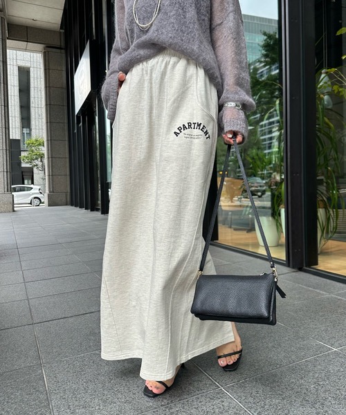 DouDou(ドゥドゥ)の「ミニ裏毛イージースカート(スカート・レディース・チャコールグレー/ベージュ・FREE)」の1枚目の写真