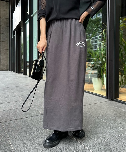 DouDou(ドゥドゥ)の「ミニ裏毛イージースカート(スカート・レディース・チャコールグレー/ベージュ・FREE)」の19枚目の写真