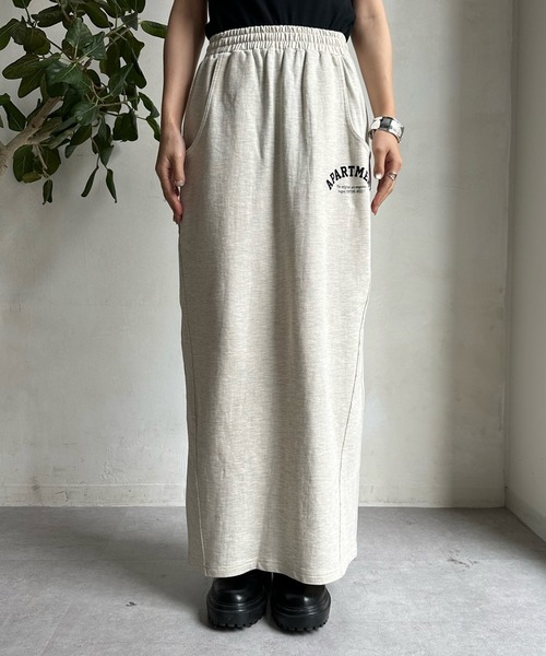 DouDou(ドゥドゥ)の「ミニ裏毛イージースカート(スカート・レディース・チャコールグレー/ベージュ・FREE)」の21枚目の写真