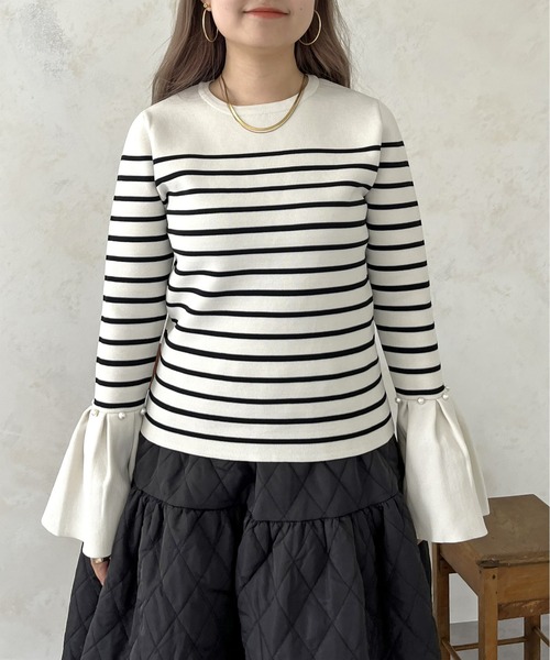 prose verse(プロズヴェール)の「ベルスリーブパールフレアニット(ニット/セーター・レディース・オフホワイト/ブラック・MEDIUM/LARGE)」の13枚目の写真