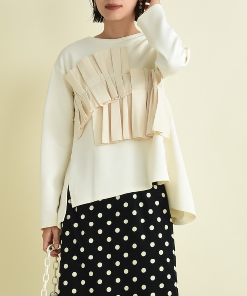 INTERPLANET（インタープラネット）の「異素材アシメフリルデザインプルオーバー（Tシャツ/カットソー・レディース・ブラック/オフホワイト/チャコールグレー・FREE）」の2枚目の写真