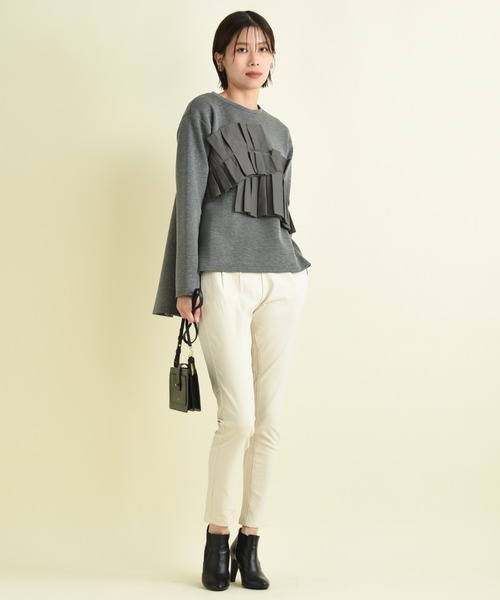 INTERPLANET（インタープラネット）の「異素材アシメフリルデザインプルオーバー（Tシャツ/カットソー・レディース・ブラック/オフホワイト/チャコールグレー・FREE）」の11枚目の写真