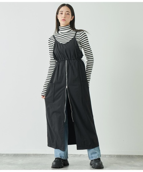 ANAP(アナップ)の「フロントジップミリタリーキャミワンピース(ワンピース・レディース・ブラック/グレイッシュベージュ・FREE)」の12枚目の写真