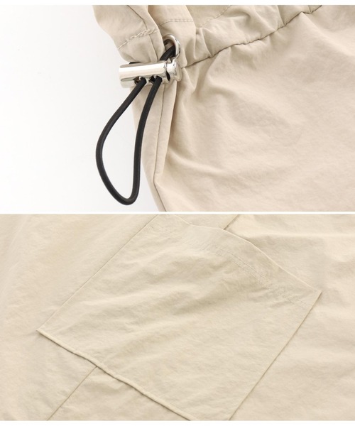 ANAP(アナップ)の「フロントジップミリタリーキャミワンピース(ワンピース・レディース・ブラック/グレイッシュベージュ・FREE)」の8枚目の写真