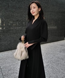 【アニュアンス】 イレギュラーヘムポンチワンピース ＊長袖＊M＊黒 anuans（アニュアンス）の「イレギュラーヘムポンチワンピース