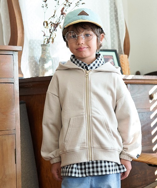 b・ROOM(ビールーム)の「【万能アイテム】ドロップシンプルジップパーカ(パーカー・キッズ・ピンク/サックスブルー/ベージュ/オレンジ/ネイビー/ミント/オートミール・150cm/110cm/120cm/100cm/140cm/130cm)」の2枚目の写真