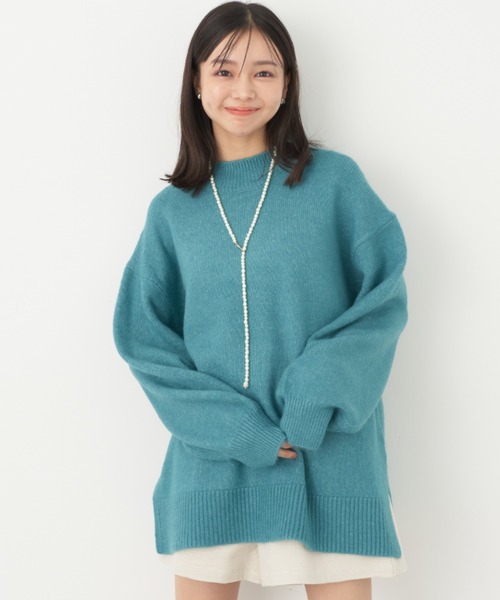 earth music&ecology（アースミュージックアンドエコロジー）の「FLUFFYハイネックチュニック（チュニック・レディース・グレー系その他/ブラック/ブルーグリーン/パープル/アイボリー・FREE）」の4枚目の写真