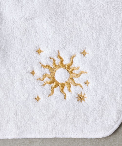 BIRTHDAY BAR(バースデイバー)の「太陽と月 刺繍タオルハンカチ(ハンカチ/ハンドタオル・レディース・ホワイト/ネイビー/アイボリー・フリー)」の7枚目の写真