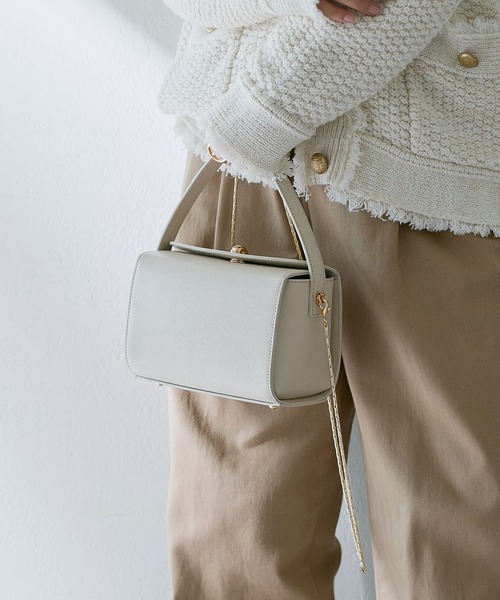 Whim Gazette（ウィムガゼット）の「【Hoaw.】チェーンワンハンドルバッグ（ハンドバッグ・レディース・アイボリー/ブラック・FREE）」の5枚目の写真