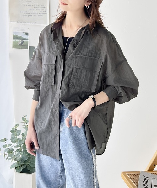 透け感シャツ メンズ メッシュ素材 ポケット付き ストリート セール】リラックスムード溢れるゆったりシルエット。立体胸