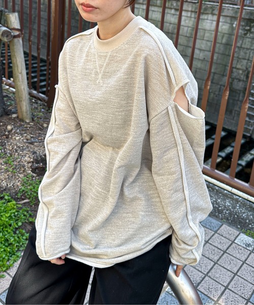 feepur（フェピュール）の「アームスリットルーズラメスウェット（スウェット・レディース・グレー/ベージュ/ネイビー・MEDIUM）」の17枚目の写真