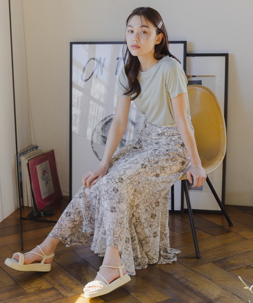mysty woman（ミスティウーマン）の「ビジューロゴTシャツ　109869（Tシャツ/カットソー・レディース・ライトグリーン/オフホワイト/ブラック・FREE）」の4枚目の写真