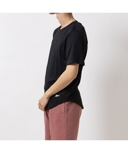Reebok(リーボック)の「チル Tシャツ / RBK-CHILL+ SS TEE(Tシャツ/カットソー・メンズ・ブラック/ライトグレー/ダークグリーン・LARGE/MEDIUM/SMALL/XX-LARGE/X-LARGE)」の4枚目の写真