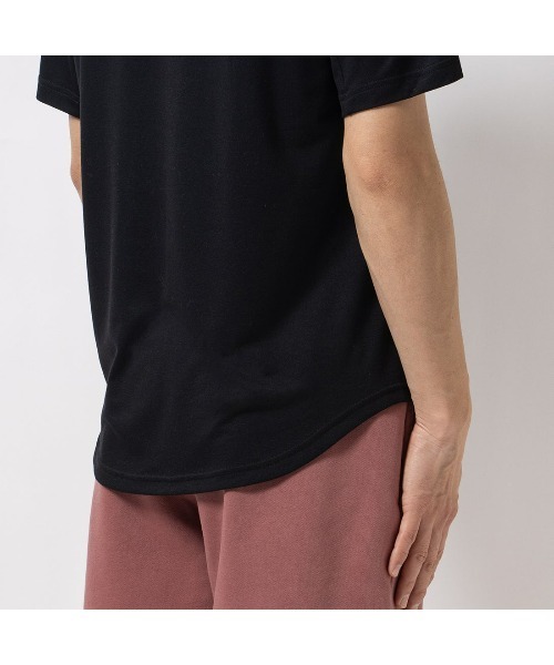 Reebok(リーボック)の「チル Tシャツ / RBK-CHILL+ SS TEE(Tシャツ/カットソー・メンズ・ブラック/ライトグレー/ダークグリーン・LARGE/MEDIUM/SMALL/XX-LARGE/X-LARGE)」の8枚目の写真