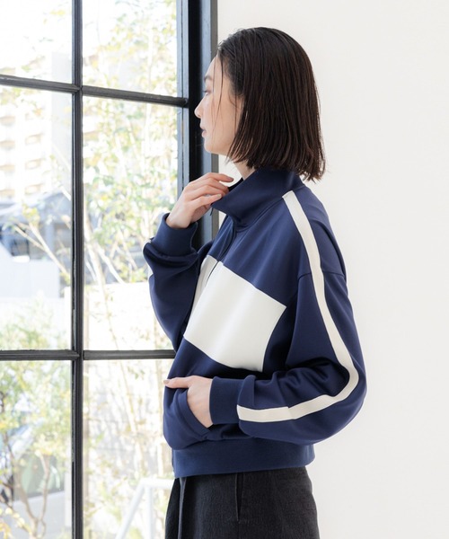 LAKOLE(ラコレ)の「カラーブロックトラックジャケット / 104196(ブルゾン・レディース・ネイビー/サックスブルー/アイボリー・SMALL/MEDIUM)」の11枚目の写真