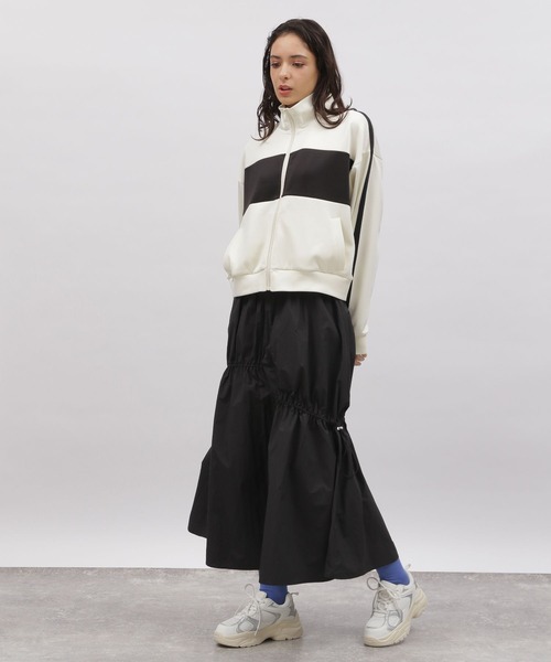 LAKOLE(ラコレ)の「カラーブロックトラックジャケット / 104196(ブルゾン・レディース・ネイビー/サックスブルー/アイボリー・SMALL/MEDIUM)」の20枚目の写真