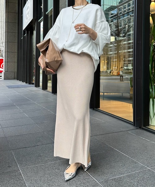 DouDou（ドゥドゥ）の「袖チュールスウェット（スウェット・レディース・ブラック/インディゴブルー/オフホワイト・FREE）」の4枚目の写真