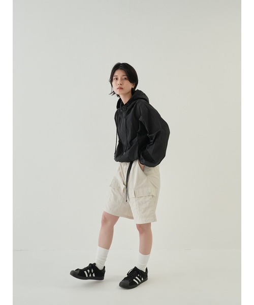 Bargiee(バージー)の「コード ジャンパー 2301 ナイロン アウター パーカー 撥水 防水(ナイロンジャケット・レディース・ブラック・FREE)」の4枚目の写真