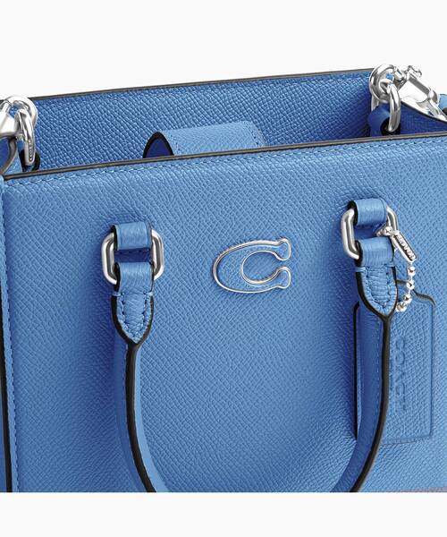 COACH（コーチ）の「トート 16・シグネチャー キャンバス