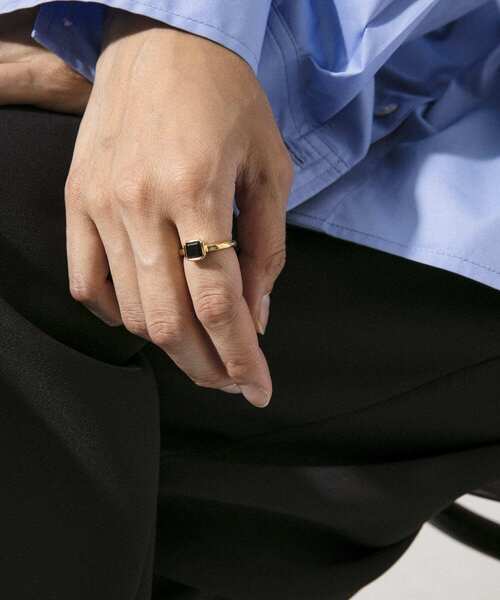 URBAN RESEARCH（アーバンリサーチ）の「decor『デコール』　石のリング オニキス（リング・レディース・ゴールド/シルバー・13/11）」の9枚目の写真