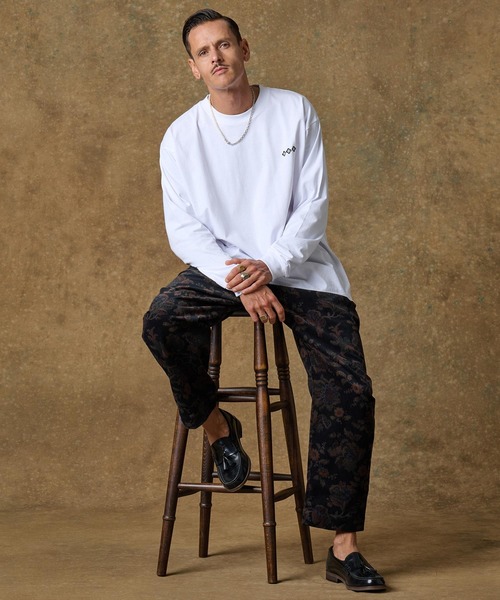 THEOREM（セオレム）の「mlt4662- One Point Logo Embroidered LS Tee ロンT（Tシャツ/カットソー・メンズ・ホワイト×グリーン/ホワイト×ブラック/ホワイト系その他/ホワイト×ブラウン・S/M/L/XL/XS/XXL）」の12枚目の写真